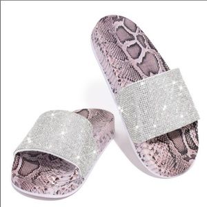 WILD DIVA PURPLE SNAKE PRINT BLING SLIDE SANDALS